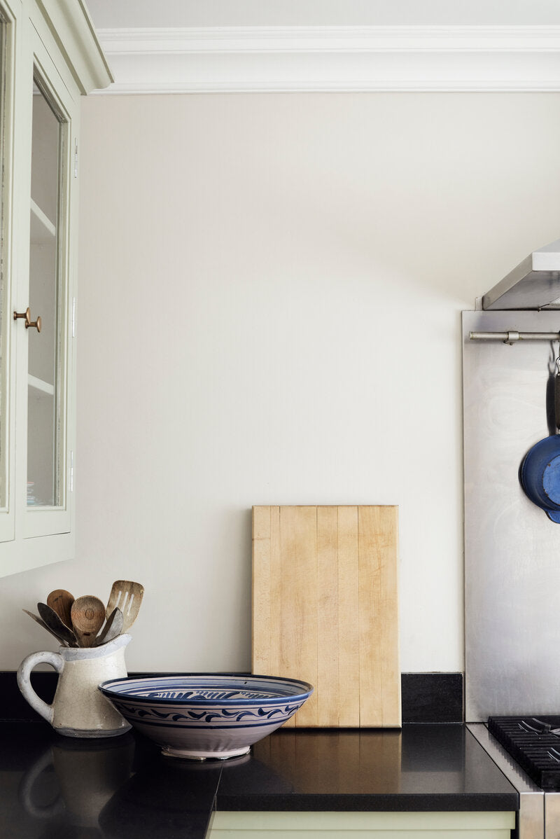 Greenstone_No.190_Cabinetry__Honest_John_No.58_Walls__Charterhouse_No.4_Ceiling__Mylands_Kitchen_3_-_Newsletter_and_web.jpg