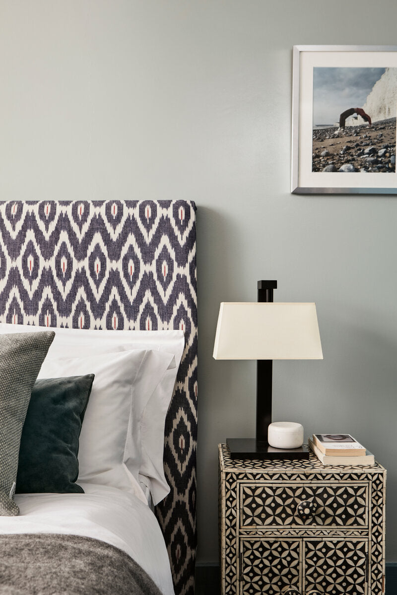 Museum_No._151_Walls_Mylands_November_20_Gloss_Bedroom_03_-_Newsletter_and_web.jpg