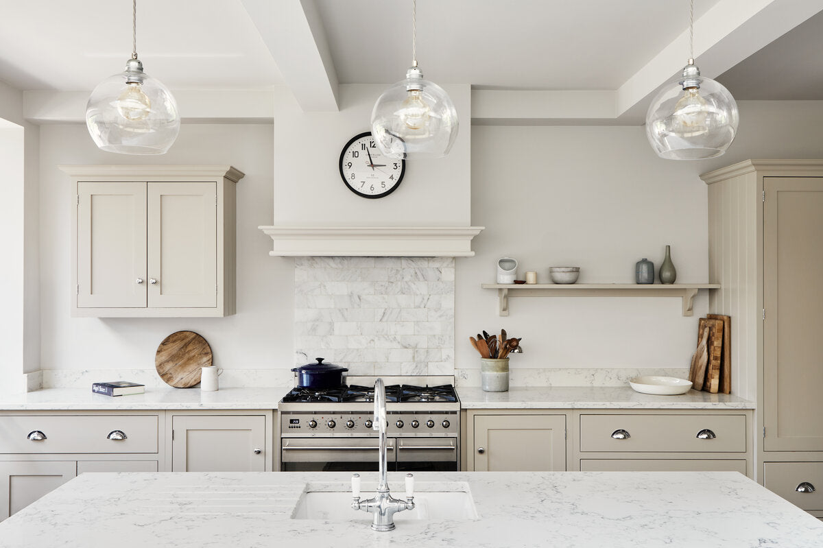 Mylands_Limestone_No.55_Walls__Egyptian_Grey_No.154_W_M_Eggshell_Kitchen_Cabinetry__Kitchen_1_-_Newsletter_and_web_landscape.jpg