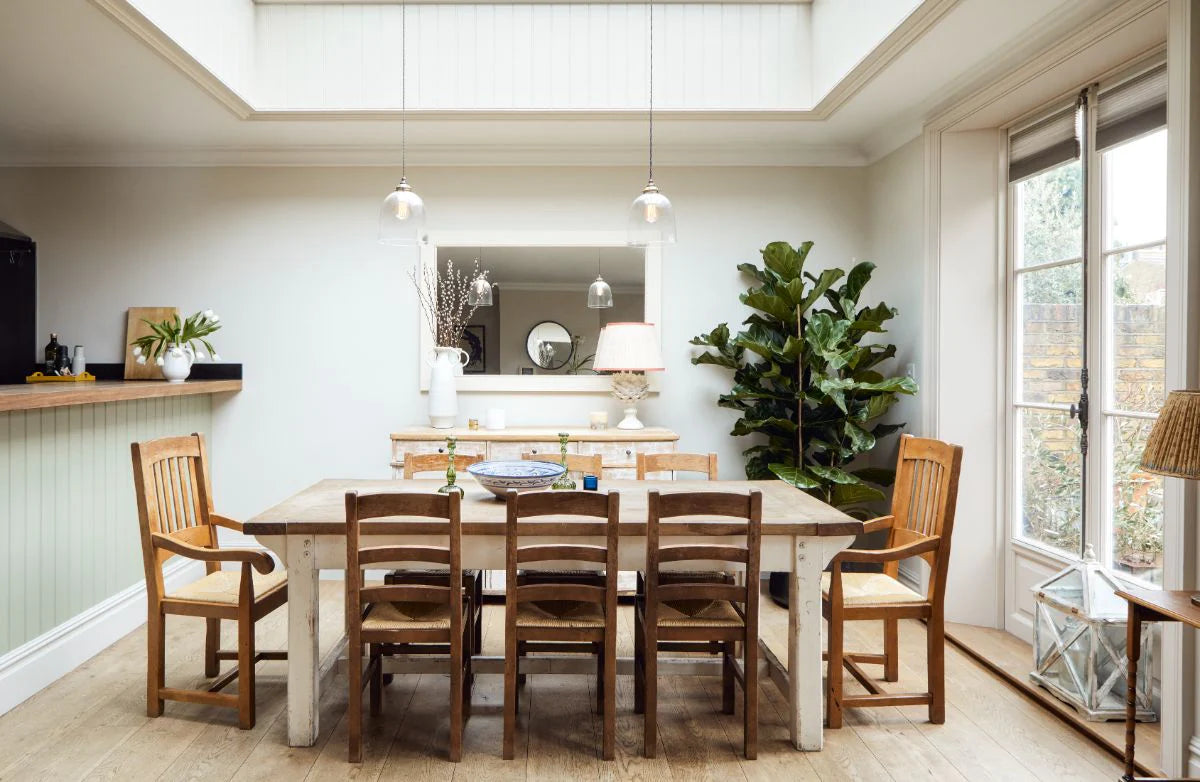 greenstone-no190-cabinetry_honest-john-no58-walls_temple-bar-no70-skirting_charterhouse-no4-ceiling_hoxton-grey-no72-french-doors_mylands_dining_room-1636019707749.jpg.webp