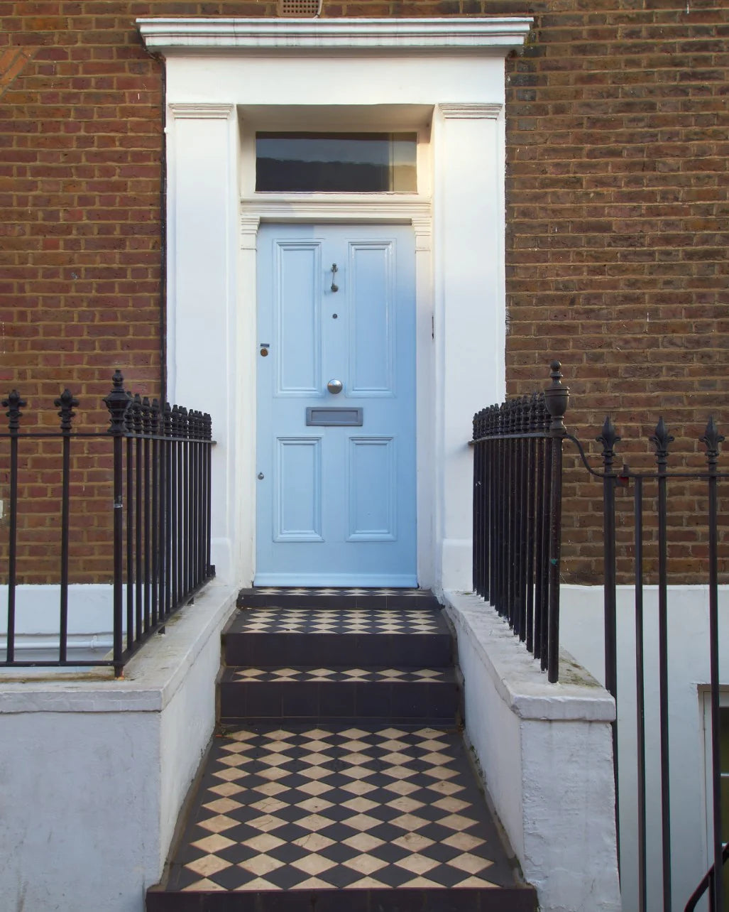 pf-3547adf3--Lambeth-Walk-No210-DoorDoor-traitsMylandsP1.jpg.webp