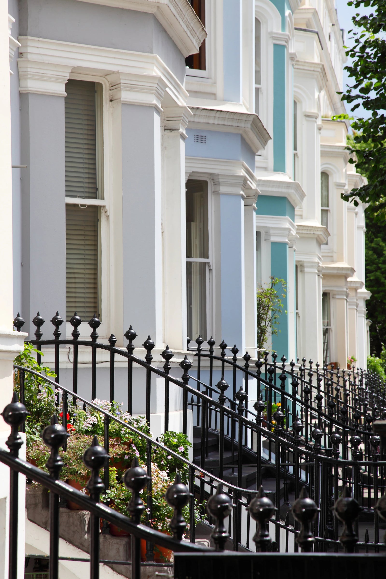 pf-45eeec91--Bedford-Square-No229Exterior-MasonryMylandswith-Early-Lavender-Lambeth-WalkP1.jpg.webp