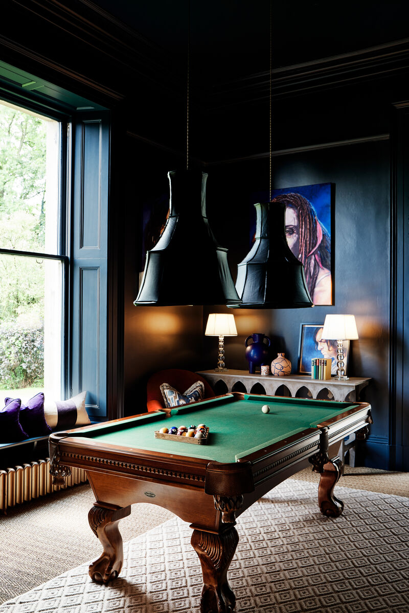 studio_BONDST_1.JPG